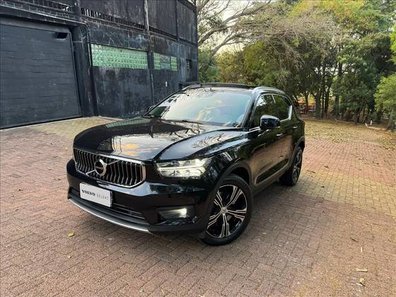 VOLVO XC40 1.5 T5 RECHARGE INSCRIPTION GEARTRONIC