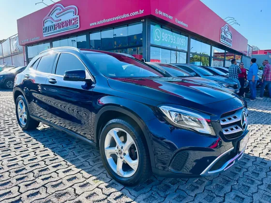 MERCEDES-BENZ GLA 200 1.6 CGI FLEX ADVANCE 7G-DCT