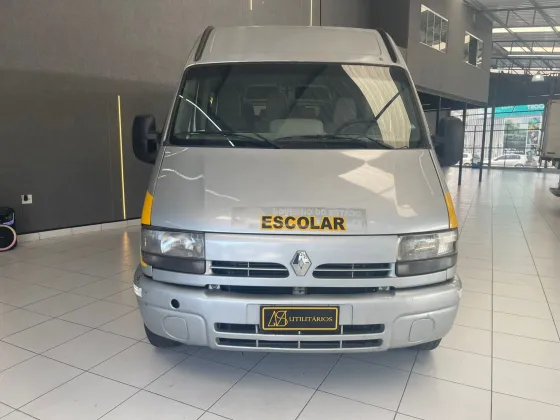 RENAULT MASTER 2.5 DCI MINIBUS L2H2 16 LUGARES 16V DIESEL 3P MANUAL