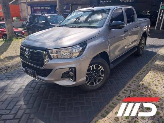 TOYOTA HILUX 2.8 NARROW 4X4 CD 16V DIESEL 4P MANUAL