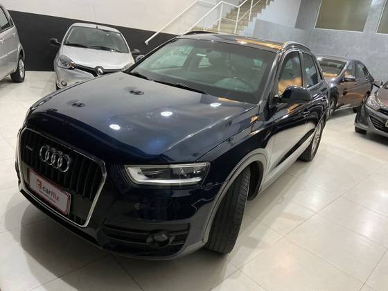 AUDI Q3 2.0 TFSI AMBIENTE QUATTRO 4P GASOLINA S TRONIC