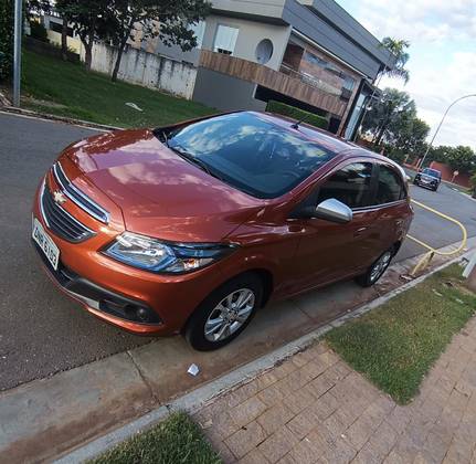 CHEVROLET ONIX 1.0 MPFI LOLLAPALOOZA 8V FLEX 4P MANUAL