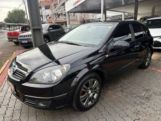 CHEVROLET VECTRA 2.0 MPFI GT HATCH 8V FLEX 4P MANUAL