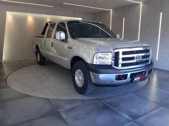 FORD F-250 4.2 XLT 4X2 CD TURBO INTERCOOLER DIESEL 4P MANUAL