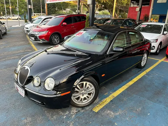 JAGUAR S-TYPE 4.2 SE V8 32V GASOLINA 4P AUTOMÁTICO