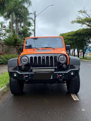 JEEP WRANGLER 3.6 SPORT 4X4 V6 24V GASOLINA 2P AUTOMÁTICO