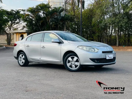 RENAULT FLUENCE 2.0 DYNAMIQUE 16V FLEX 4P AUTOMÁTICO