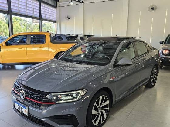 VOLKSWAGEN JETTA 2.0 350 TSI GASOLINA GLI DSG