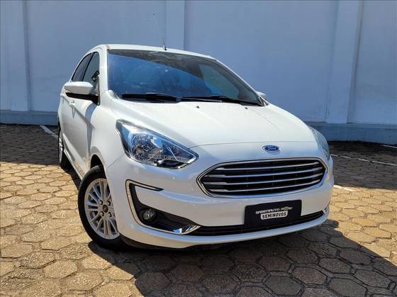 FORD KA 1.5 TI-VCT FLEX TITANIUM SEDAN AUTOMÁTICO