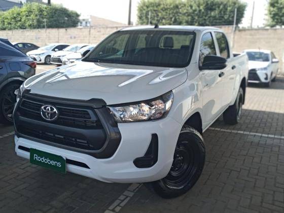 TOYOTA HILUX 2.8 D-4D TURBO DIESEL CD POWER PACK 4X4 MANUAL