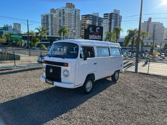 VOLKSWAGEN KOMBI 1.4 MI STD 8V FLEX 4P MANUAL