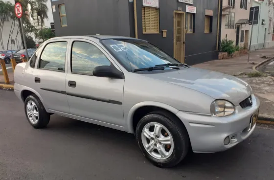CHEVROLET CORSA 1.6 MPFI SUPER SEDAN 8V GASOLINA 4P MANUAL