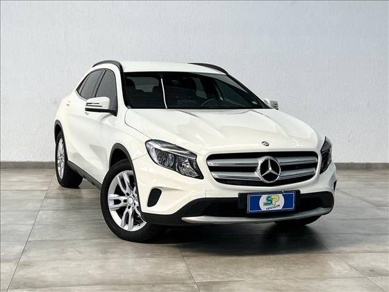 MERCEDES-BENZ GLA 200 1.6 CGI ADVANCE 16V TURBO FLEX 4P AUTOMÁTICO