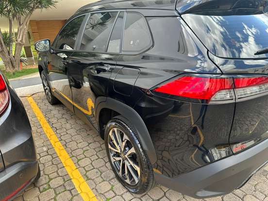 TOYOTA-COROLLA CROSS-2023