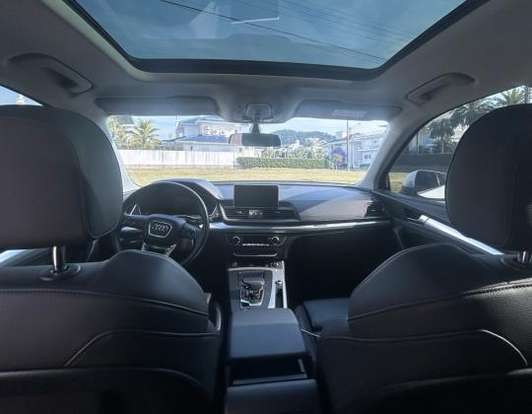 AUDI-Q5-2019