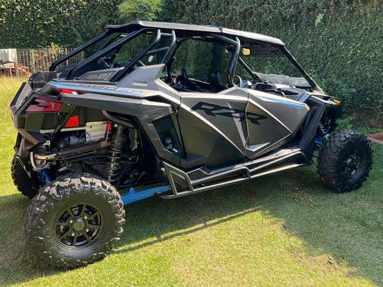 POLARIS-RZR PRO XP 4 1000 ULTIMATE-2021