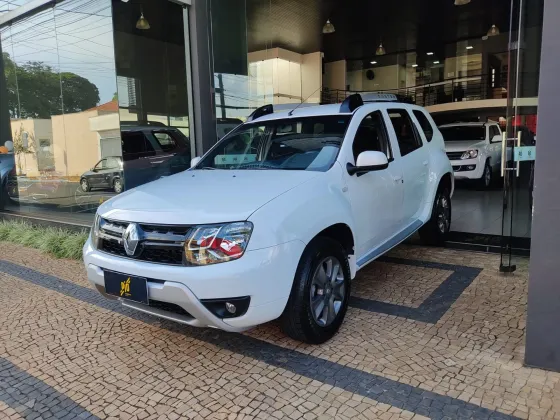 RENAULT DUSTER 2.0 DYNAMIQUE 4X2 16V FLEX 4P AUTOMÁTICO
