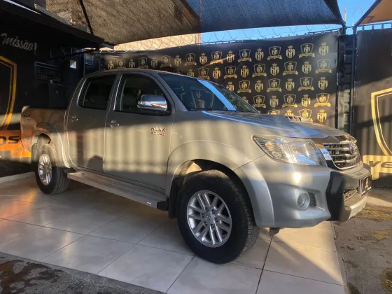 TOYOTA HILUX 2.7 SRV 4X4 CD 16V FLEX 4P AUTOMÁTICO