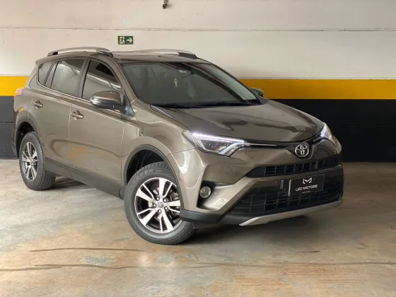 TOYOTA RAV4 2.0 TOP 4X2 16V GASOLINA 4P AUTOMÁTICO
