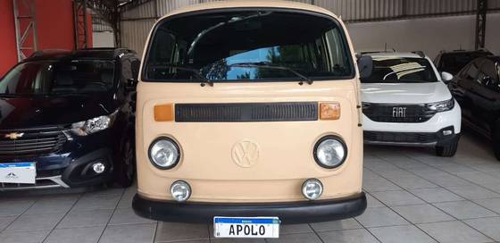 VOLKSWAGEN KOMBI 1.6 MI STD 8V GASOLINA 3P MANUAL