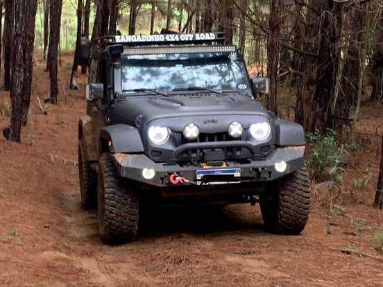 JEEP-WRANGLER-3.6 SPORT 4X4 V6 12V GASOLINA 2P AUTOMÁTICO JEEP-WRANGLER-2012