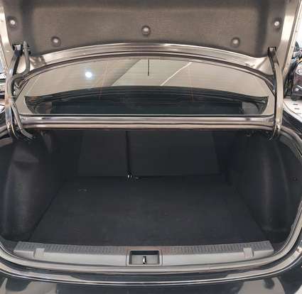 RENAULT-FLUENCE-2.0 DYNAMIQUE PLUS 16V FLEX 4P AUTOMÁTICO RENAULT-FLUENCE-2018