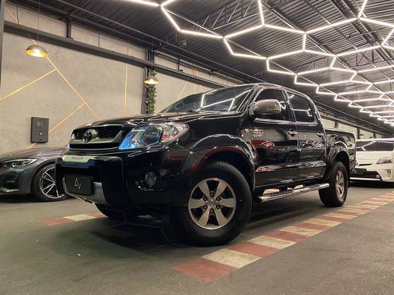 TOYOTA HILUX 2.7 SR 4X2 CD 16V GASOLINA 4P MANUAL