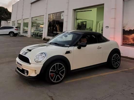 MINI-COOPER-1.6 S COUPÉ 16V TURBO GASOLINA 2P AUTOMÁTICO MINI-COOPER-2013