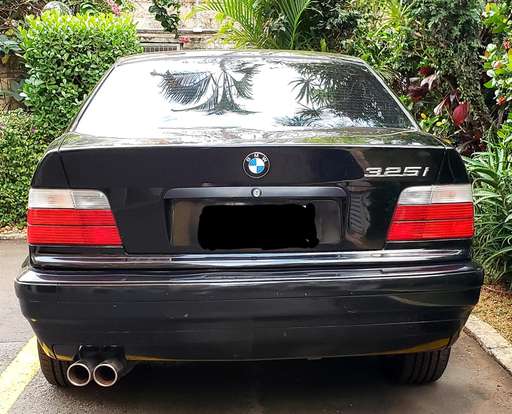 BMW-325i-1992