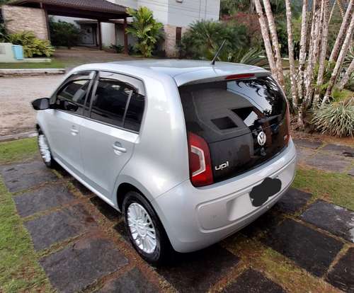 VOLKSWAGEN-UP-2016