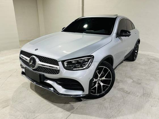 MERCEDES-BENZ GLC 300 2.0 CGI GASOLINA COUPÉ AMG LINE 4MATIC 9G-TRONIC