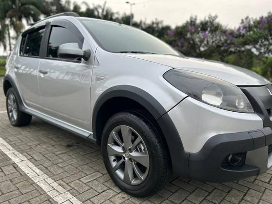 RENAULT SANDERO 1.6 STEPWAY 16V FLEX 4P MANUAL
