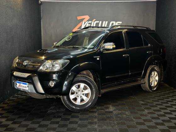 TOYOTA HILUX SW4 3.0 SRV 4X4 16V TURBO INTERCOOLER DIESEL 4P AUTOMÁTICO