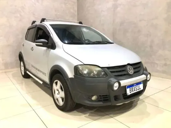 VOLKSWAGEN FOX 1.6 MI 8V FLEX 4P MANUAL