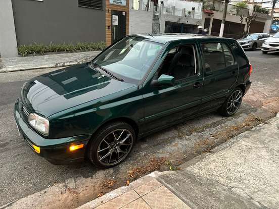 VOLKSWAGEN-GOLF-2.0 MI GLX 8V GASOLINA 4P MANUAL VOLKSWAGEN-GOLF-1997