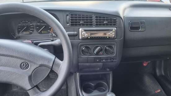VOLKSWAGEN-GOLF-1997