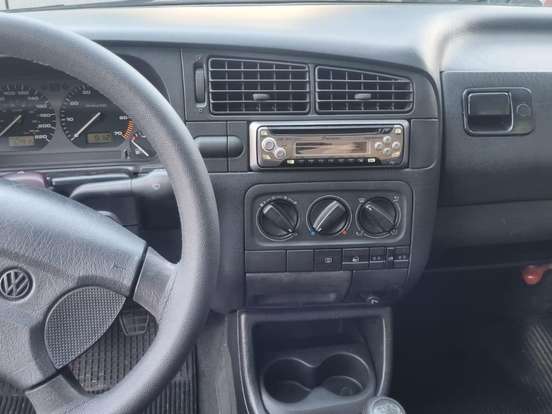 VOLKSWAGEN-GOLF-2.0 MI GLX 8V GASOLINA 4P MANUAL VOLKSWAGEN-GOLF-1997