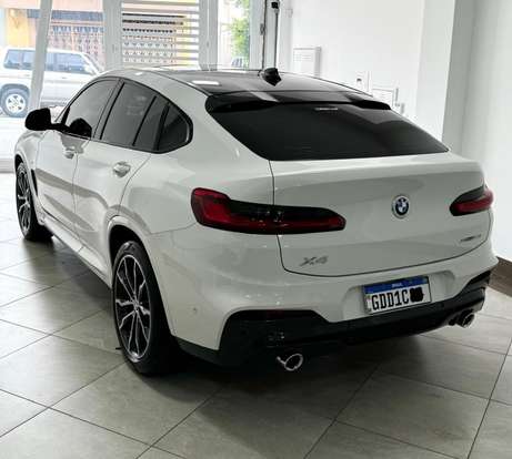 BMW-X4-2019