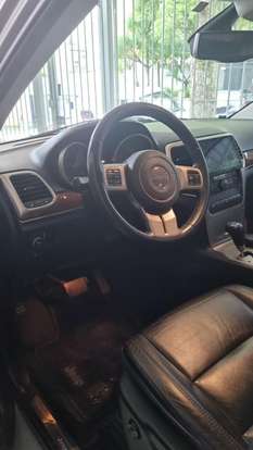 JEEP-GRAND CHEROKEE-2011