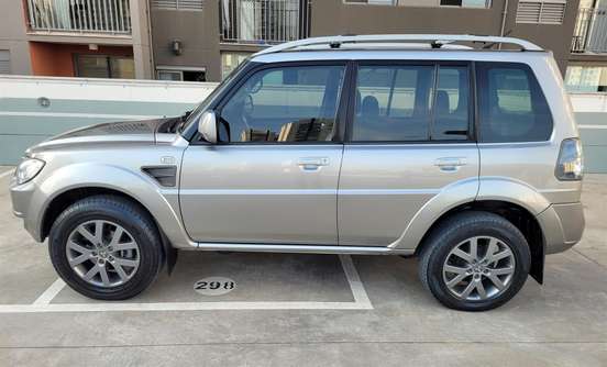 MITSUBISHI-PAJERO TR4-2014