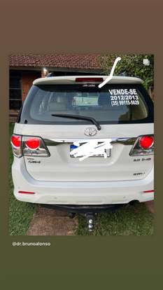 TOYOTA-HILUX SW4-2012