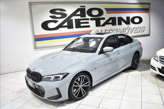 BMW 330e 2.0 16V TURBO HÍBRIDO M SPORT AUTOMÁTICO