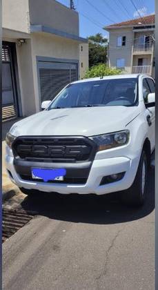 FORD RANGER 2.2 XLS 4X4 CD 16V DIESEL 4P AUTOMÁTICO