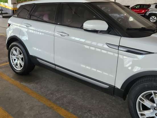 LAND ROVER-RANGE ROVER EVOQUE-2.0 PURE 4WD 16V GASOLINA 4P AUTOMÁTICO LAND ROVER-RANGE ROVER EVOQUE-2013