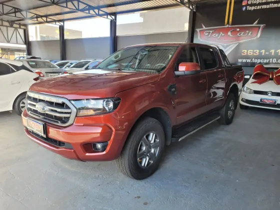 FORD RANGER 2.2 XLS 4X4 CD 16V DIESEL 4P AUTOMÁTICO