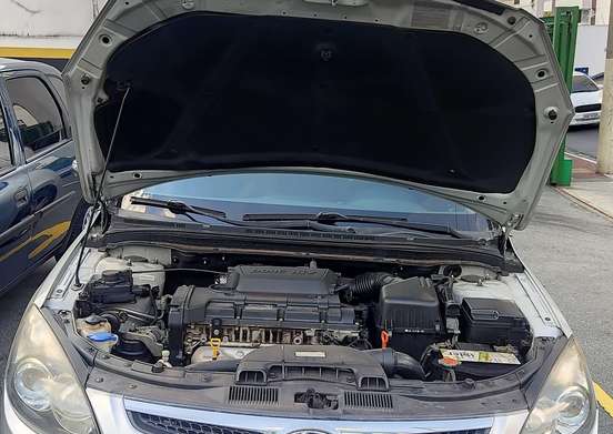 HYUNDAI-I30-2.0 MPFI GLS 16V GASOLINA 4P AUTOMÁTICO HYUNDAI-I30-2011