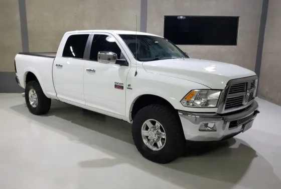 RAM 2500 6.7 LARAMIE 4X4 CD I6 TURBO DIESEL 4P AUTOMÁTICO