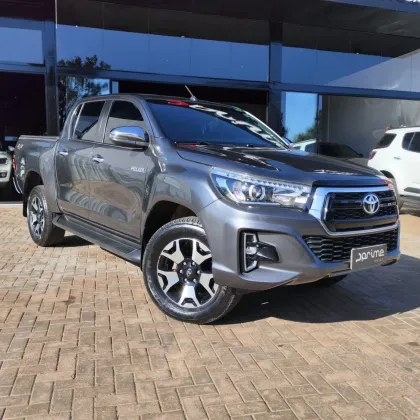 TOYOTA HILUX 2.8 SRX 4X4 CD 16V DIESEL 4P AUTOMÁTICO