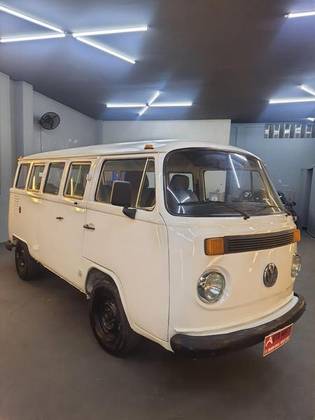 VOLKSWAGEN KOMBI 1.6 STD 8V ÁLCOOL 3P MANUAL