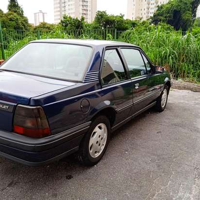 CHEVROLET-MONZA-1995
